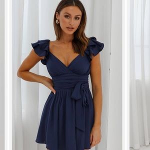 LOLA RUFFLE SHOULDER RUCHED DRESS NAVY SIZE M